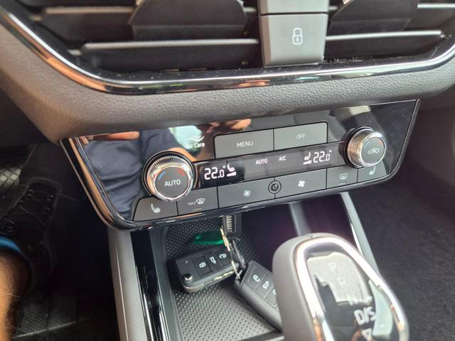 Skoda Kamiq 1.5 TSI 150PS DSG Selection Klimaautomatik Sitzheizung R&uuml;ckf.Kamera PDC Apple CarPlay + Android Auto Tempomat Garantieverl&auml;ngerung 16"LM 
