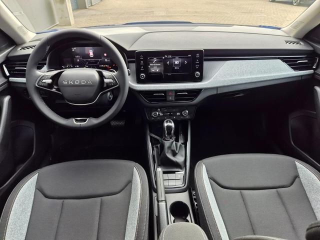 Skoda Kamiq 1.5 TSI 150PS DSG Selection Klimaautomatik Sitzheizung R&uuml;ckf.Kamera PDC Apple CarPlay + Android Auto Tempomat Garantieverl&auml;ngerung 16"LM 