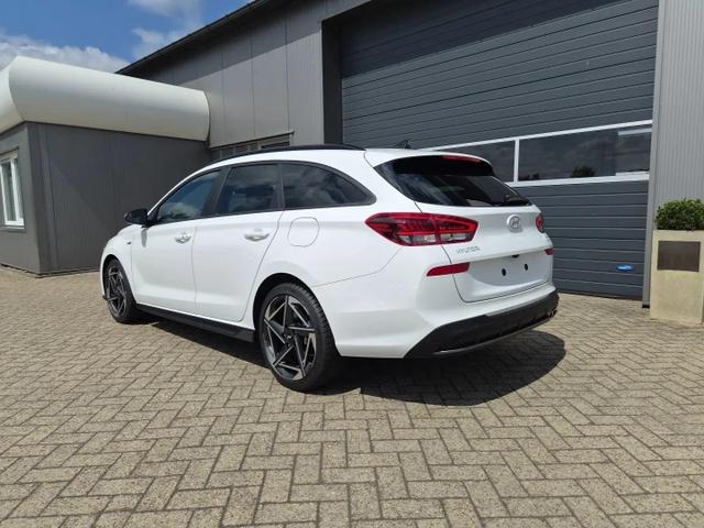 Hyundai i30 Kombi 1.6 T-GDI 150PS Automatik N-Line Sitzheizung Lenkradheizung Klimaautomatik Navi 10,3"-Touchscreen Bluelink Apple CarPlay + Android Auto PDC v+h R&uuml;ckf.Kamera 18-LM 