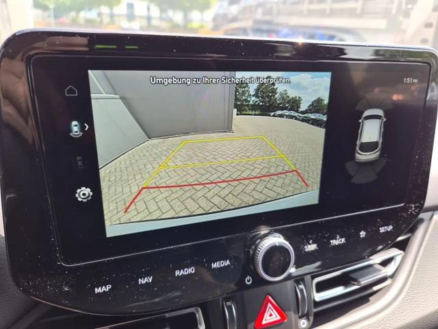 Hyundai i30 Kombi 1.6 T-GDI 150PS Automatik N-Line Sitzheizung Lenkradheizung Klimaautomatik Navi 10,3"-Touchscreen Bluelink Apple CarPlay + Android Auto PDC v+h R&uuml;ckf.Kamera 18-LM 