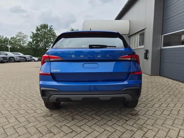 Skoda Kamiq 1.0 TSI 115PS DSG Selection R&uuml;ckf.Kamera PDC v+h Sitzheizung Klimaautomatik Skoda-Radio Apple CarPlay + Android Auto Tempomat Garantieverl&auml;ngerung 16"LM 