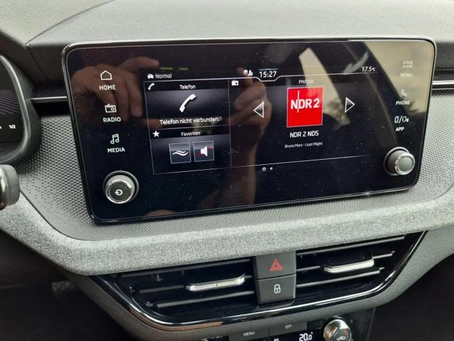 Skoda Kamiq 1.0 TSI 115PS DSG Selection R&uuml;ckf.Kamera PDC v+h Sitzheizung Klimaautomatik Skoda-Radio Apple CarPlay + Android Auto Tempomat Garantieverl&auml;ngerung 16"LM 