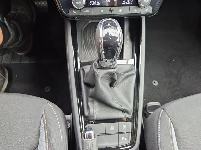 Skoda Kamiq 1.0 TSI 115PS DSG Selection R&uuml;ckf.Kamera PDC v+h Sitzheizung Klimaautomatik Skoda-Radio Apple CarPlay + Android Auto Tempomat Garantieverl&auml;ngerung 16"LM 