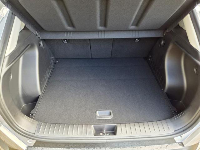 Hyundai KONA Trend 1.6 T-GDI 150PS Automatik Voll-LED-Scheinw. Sitzheizung Lenkradheizung ACC Klimaautomatik Navi Touchscreen DAB+ Apple CarPlay + Android Auto PDC v+h R&uuml;ckf.Kamera 2xKeyless 17-LM 