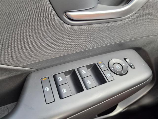 Hyundai KONA Trend 1.6 T-GDI 150PS Automatik Voll-LED-Scheinw. Sitzheizung Lenkradheizung ACC Klimaautomatik Navi Touchscreen DAB+ Apple CarPlay + Android Auto PDC v+h R&uuml;ckf.Kamera 2xKeyless 17-LM 