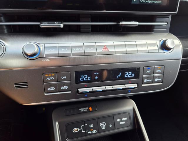Hyundai KONA Trend 1.6 T-GDI 150PS Automatik Voll-LED-Scheinw. Sitzheizung Lenkradheizung ACC Klimaautomatik Navi Touchscreen DAB+ Apple CarPlay + Android Auto PDC v+h R&uuml;ckf.Kamera 2xKeyless 17-LM 