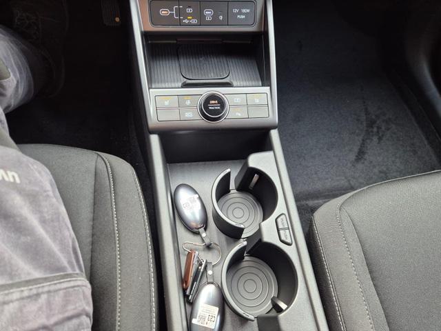 Hyundai KONA Trend 1.6 T-GDI 150PS Automatik Voll-LED-Scheinw. Sitzheizung Lenkradheizung ACC Klimaautomatik Navi Touchscreen DAB+ Apple CarPlay + Android Auto PDC v+h R&uuml;ckf.Kamera 2xKeyless 17-LM 