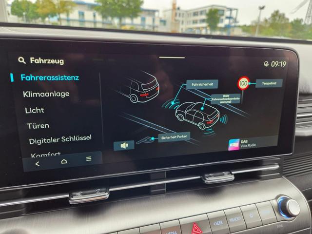 Hyundai KONA Trend 1.6 T-GDI 150PS Voll-LED-Scheinw. Sitzheizung Lenkradheizung Klimaautomatik Tempomat Navi Touchscreen DAB+ Apple CarPlay + Android Auto PDC v+h R&uuml;ckf.Kamera 2xKeyless 17-LM 