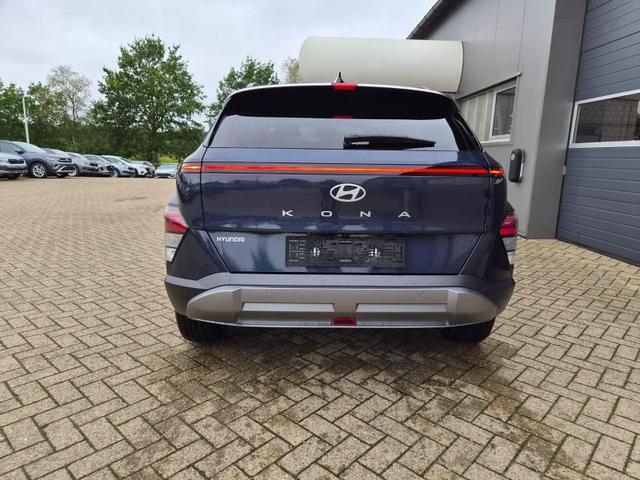 Hyundai KONA Trend 1.6 T-GDI 150PS Sitzheizung Lenkradheizung Klimaautomatik Tempomat Navi Touchscreen DAB+ Apple CarPlay + Android Auto PDC v+h R&uuml;ckf.Kamera 2xKeyless 17-LM 