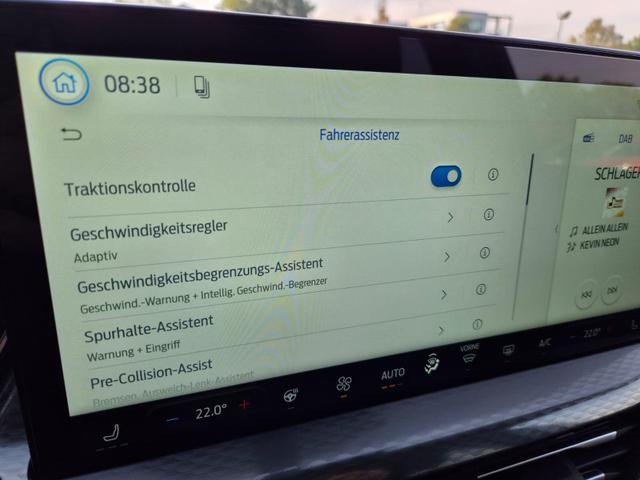 Ford Kuga Titanium 243PS PHEV Automatik Sitzheizung v+h Lenkradheizung Frontscheibe beheizb. Klimaautomatik Navi SYNC4 Apple CarPlay Android Auto Touchscreen PDC 4xKamera 2xKeyless 17"LM vollelektr. Reichweite 66KM 