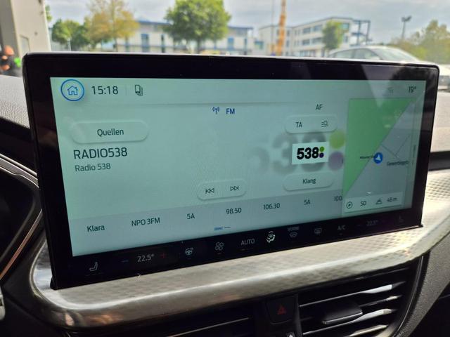 Ford Kuga Titanium 243PS PHEV Automatik Sitzheizung v+h Lenkradheizung Frontscheibe beheizb. Klimaautomatik Navi SYNC4 Apple CarPlay Android Auto Touchscreen PDC 4xKamera 2xKeyless 17"LM vollelektr. Reichweite 66KM 