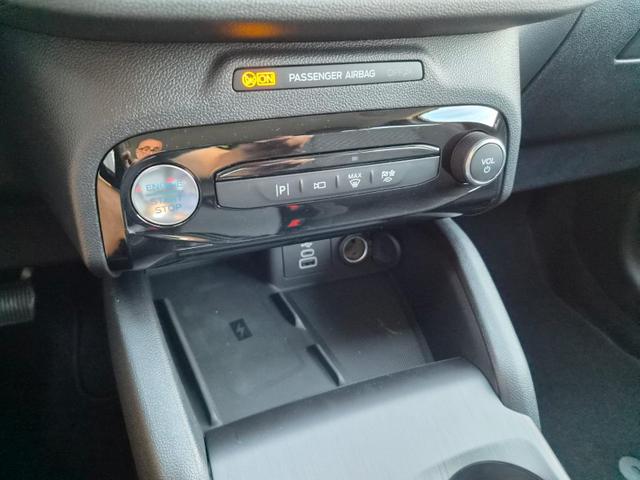 Ford Kuga Titanium 243PS PHEV Automatik Sitzheizung v+h Lenkradheizung Frontscheibe beheizb. Klimaautomatik Navi SYNC4 Apple CarPlay Android Auto Touchscreen PDC 4xKamera 2xKeyless 17"LM vollelektr. Reichweite 66KM 