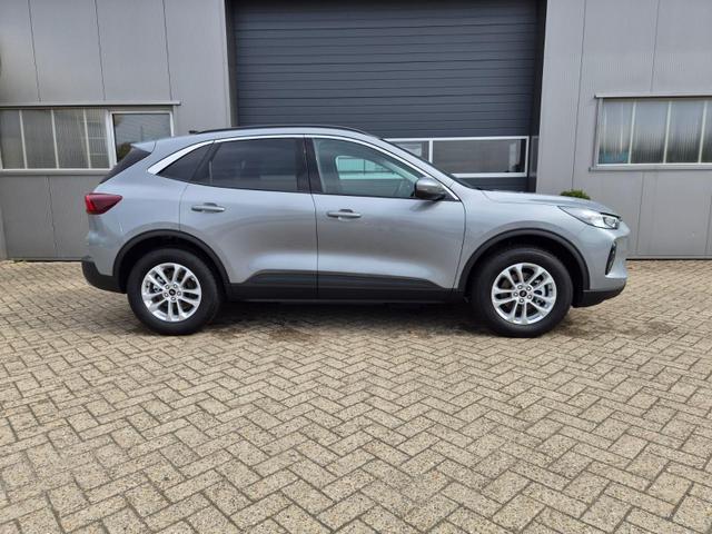 Ford Kuga Titanium 243PS PHEV Automatik Sitzheizung v+h Lenkradheizung Frontscheibe beheizb. Klimaautomatik Navi SYNC4 Apple CarPlay Android Auto Touchscreen PDC 4xKamera 2xKeyless 17"LM vollelektr. Reichweite 66KM 