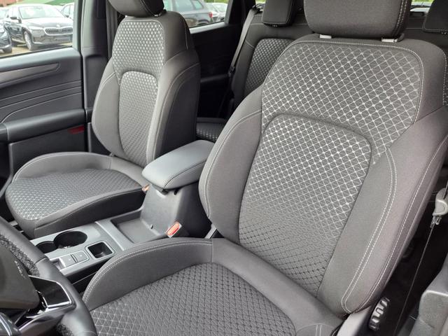Ford Kuga Titanium 243PS PHEV Automatik Sitzheizung v+h Lenkradheizung Frontscheibe beheizb. Klimaautomatik Navi SYNC4 Apple CarPlay Android Auto Touchscreen PDC 4xKamera 2xKeyless 17"LM vollelektr. Reichweite 66KM 