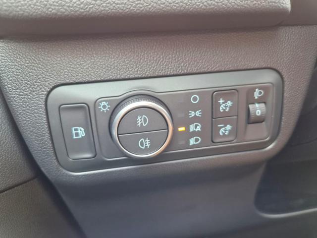 Ford Kuga Titanium 243PS PHEV Automatik Sitzheizung v+h Lenkradheizung Frontscheibe beheizb. Klimaautomatik Navi SYNC4 Apple CarPlay Android Auto Touchscreen PDC 4xKamera 2xKeyless 17"LM vollelektr. Reichweite 66KM 