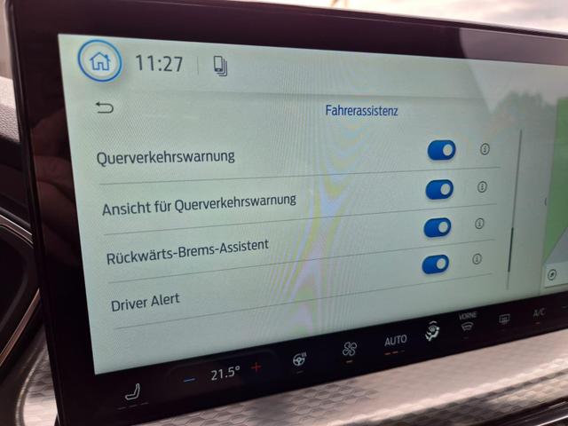 Ford Kuga Titanium 243PS PHEV Automatik Sitzheizung v+h Lenkradheizung Frontscheibe beheizb. Klimaautomatik Navi SYNC4 Apple CarPlay Android Auto Touchscreen PDC 4xKamera 2xKeyless 17"LM vollelektr. Reichweite 66KM 