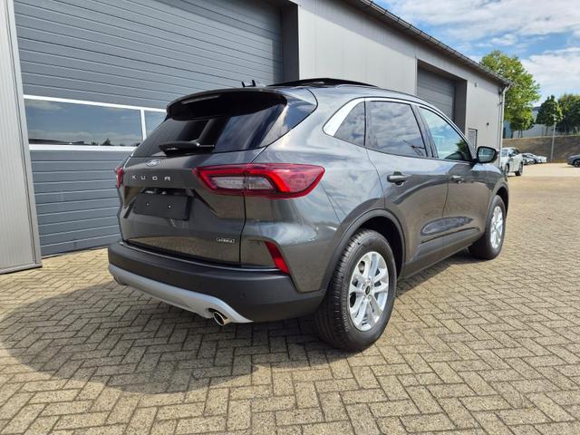 Ford Kuga Titanium 243PS PHEV Automatik elektr. PanoDach Sitzheizung v+h Lenkradheizung Frontscheibe beheizb. Klimaautomatik Navi SYNC4 Apple CarPlay Android Auto Touchscreen PDC 4xKamera 2xKeyless 17"LM vollelektr. Reichweite 66KM 