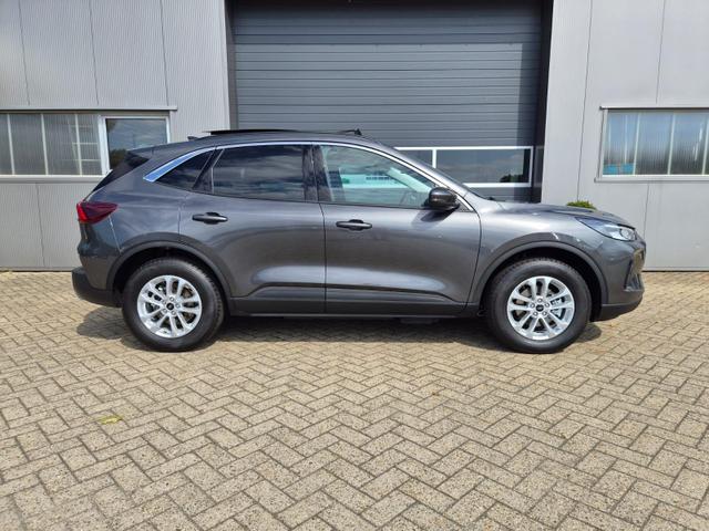 Ford Kuga Titanium 243PS PHEV Automatik elektr. PanoDach Sitzheizung v+h Lenkradheizung Frontscheibe beheizb. Klimaautomatik Navi SYNC4 Apple CarPlay Android Auto Touchscreen PDC 4xKamera 2xKeyless 17"LM vollelektr. Reichweite 66KM 