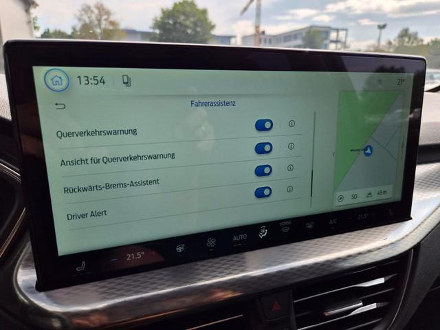 Ford Kuga Titanium 243PS PHEV Automatik elektr. PanoDach Sitzheizung v+h Lenkradheizung Frontscheibe beheizb. Klimaautomatik Navi SYNC4 Apple CarPlay Android Auto Touchscreen PDC 4xKamera 2xKeyless 17"LM vollelektr. Reichweite 66KM 