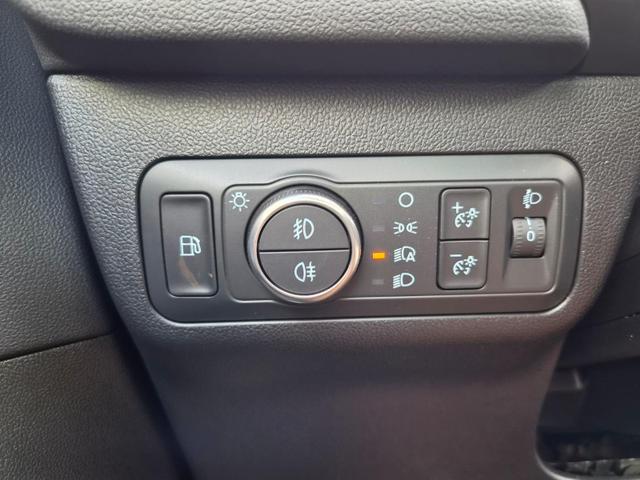 Ford Kuga Titanium 243PS PHEV Automatik schwenkb. AHK elektr. PanoDach Sitzheizung v+h Lenkradheizung Frontscheibe beheizb. Klimaautomatik Navi SYNC4 Apple CarPlay Android Auto Touchscreen PDC 4xKamera 2xKeyless 17"LM vollelektr. Reichweite 66KM 