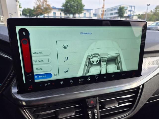 Ford Kuga Titanium 243PS PHEV Automatik schwenkb. AHK elektr. PanoDach Sitzheizung v+h Lenkradheizung Frontscheibe beheizb. Klimaautomatik Navi SYNC4 Apple CarPlay Android Auto Touchscreen PDC 4xKamera 2xKeyless 17"LM vollelektr. Reichweite 66KM 
