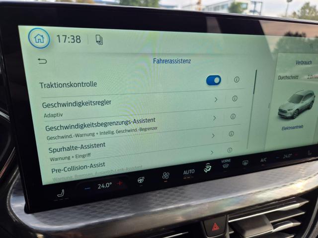 Ford Kuga Titanium 243PS PHEV Automatik schwenkb. AHK elektr. PanoDach Sitzheizung v+h Lenkradheizung Frontscheibe beheizb. Klimaautomatik Navi SYNC4 Apple CarPlay Android Auto Touchscreen PDC 4xKamera 2xKeyless 17"LM vollelektr. Reichweite 66KM 