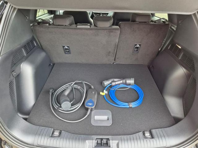 Ford Kuga Titanium 243PS PHEV Automatik Sitzheizung v+h Lenkradheizung Frontscheibe beheizb. Klimaautomatik Navi SYNC4 Apple CarPlay Android Auto Touchscreen PDC 4xKamera 2xKeyless 17"LM vollelektr. Reichweite 66KM 