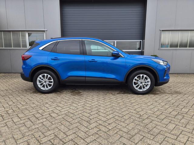 Ford Kuga Titanium 243PS PHEV Automatik schwenkb. AHK Sitzheizung v+h Lenkradheizung Frontscheibe beheizb. Klimaautomatik Navi SYNC4 Apple CarPlay Android Auto Touchscreen PDC 4xKamera 2xKeyless 17"LM vollelektr. Reichweite 66KM 