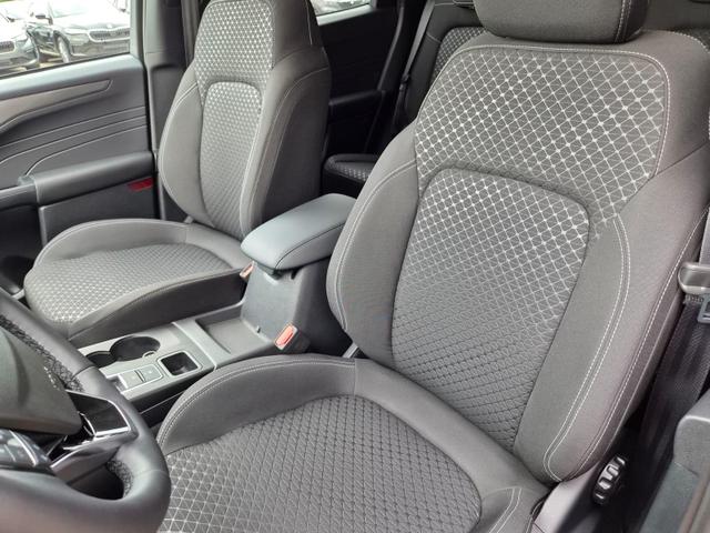 Ford Kuga Titanium 243PS PHEV Automatik schwenkb. AHK Sitzheizung v+h Lenkradheizung Frontscheibe beheizb. Klimaautomatik Navi SYNC4 Apple CarPlay Android Auto Touchscreen PDC 4xKamera 2xKeyless 17"LM vollelektr. Reichweite 66KM 