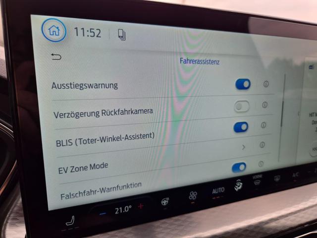 Ford Kuga Titanium 243PS PHEV Automatik schwenkb. AHK Sitzheizung v+h Lenkradheizung Frontscheibe beheizb. Klimaautomatik Navi SYNC4 Apple CarPlay Android Auto Touchscreen PDC 4xKamera 2xKeyless 17"LM vollelektr. Reichweite 66KM 
