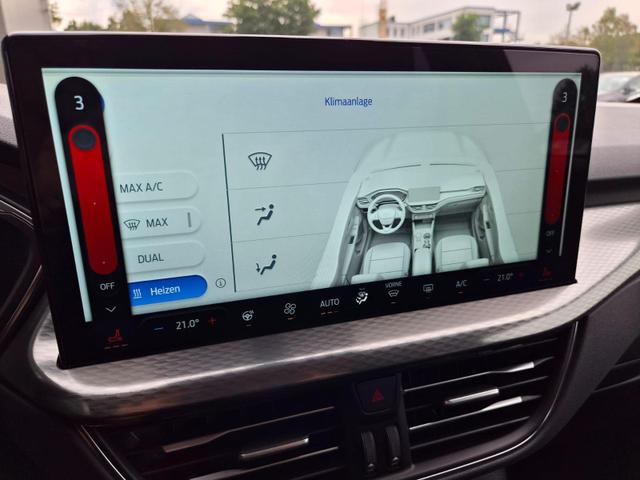 Ford Kuga Titanium 243PS PHEV Automatik schwenkb. AHK Sitzheizung v+h Lenkradheizung Frontscheibe beheizb. Klimaautomatik Navi SYNC4 Apple CarPlay Android Auto Touchscreen PDC 4xKamera 2xKeyless 17"LM vollelektr. Reichweite 66KM 