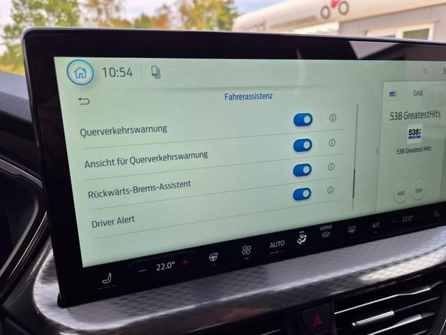 Ford Kuga Titanium 243PS PHEV Automatik schwenkb. AHK Sitzheizung v+h Lenkradheizung Frontscheibe beheizb. Klimaautomatik Navi SYNC4 Apple CarPlay Android Auto Touchscreen PDC 4xKamera 2xKeyless 17"LM vollelektr. Reichweite 66KM 