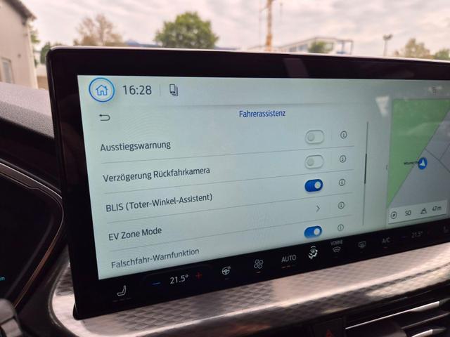 Ford Kuga Titanium 243PS PHEV Automatik schwenkb. AHK Sitzheizung v+h Lenkradheizung Frontscheibe beheizb. Klimaautomatik Navi SYNC4 Apple CarPlay Android Auto Touchscreen PDC 4xKamera 2xKeyless 17"LM vollelektr. Reichweite 66KM 