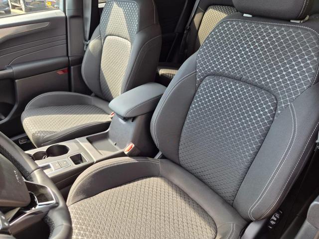 Ford Kuga Titanium 243PS PHEV Automatik elektr. PanoDach Sitzheizung v+h Lenkradheizung Frontscheibe beheizb. Klimaautomatik Navi SYNC4 Apple CarPlay Android Auto Touchscreen PDC 4xKamera 2xKeyless 17"LM vollelektr. Reichweite 66KM 