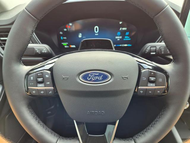 Ford Kuga Titanium 243PS PHEV Automatik schwenkb. AHK Sitzheizung v+h Lenkradheizung Frontscheibe beheizb. Klimaautomatik Navi SYNC4 Apple CarPlay Android Auto Touchscreen PDC 4xKamera 2xKeyless 17"LM vollelektr. Reichweite 66KM 