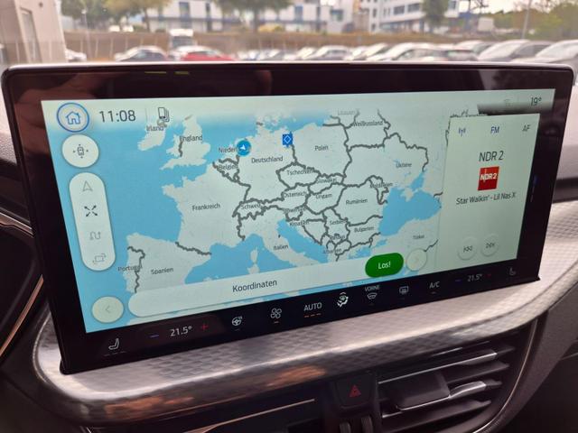 Ford Kuga Titanium 243PS PHEV Automatik schwenkb. AHK Sitzheizung v+h Lenkradheizung Frontscheibe beheizb. Klimaautomatik Navi SYNC4 Apple CarPlay Android Auto Touchscreen PDC 4xKamera 2xKeyless 17"LM vollelektr. Reichweite 66KM 