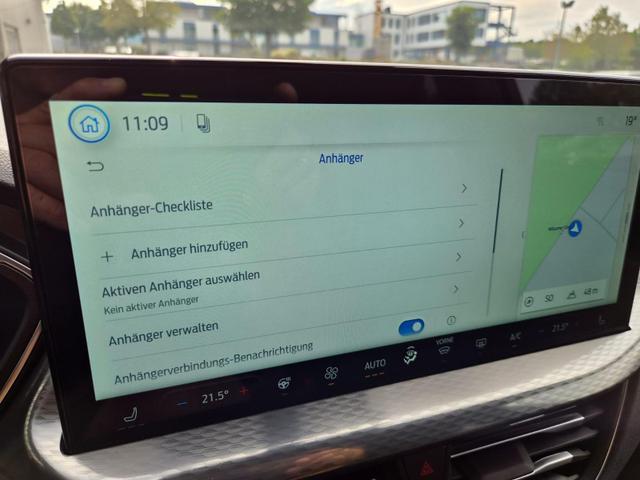 Ford Kuga Titanium 243PS PHEV Automatik schwenkb. AHK Sitzheizung v+h Lenkradheizung Frontscheibe beheizb. Klimaautomatik Navi SYNC4 Apple CarPlay Android Auto Touchscreen PDC 4xKamera 2xKeyless 17"LM vollelektr. Reichweite 66KM 