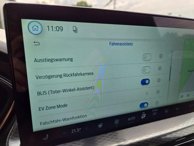 Ford Kuga Titanium 243PS PHEV Automatik schwenkb. AHK Sitzheizung v+h Lenkradheizung Frontscheibe beheizb. Klimaautomatik Navi SYNC4 Apple CarPlay Android Auto Touchscreen PDC 4xKamera 2xKeyless 17"LM vollelektr. Reichweite 66KM 