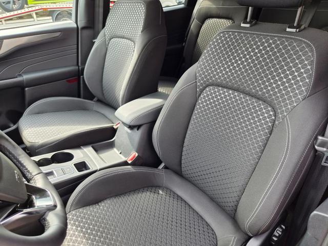 Ford Kuga Titanium 243PS PHEV Automatik Sitzheizung v+h Lenkradheizung Frontscheibe beheizb. Klimaautomatik Navi SYNC4 Apple CarPlay Android Auto Touchscreen PDC 4xKamera 2xKeyless 17"LM vollelektr. Reichweite 66KM 