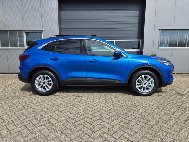 Ford Kuga Titanium 243PS PHEV Automatik elektr. PanoDach Sitzheizung v+h Lenkradheizung Frontscheibe beheizb. Klimaautomatik Navi SYNC4 Apple CarPlay Android Auto Touchscreen PDC 4xKamera 2xKeyless 17"LM vollelektr. Reichweite 66KM 