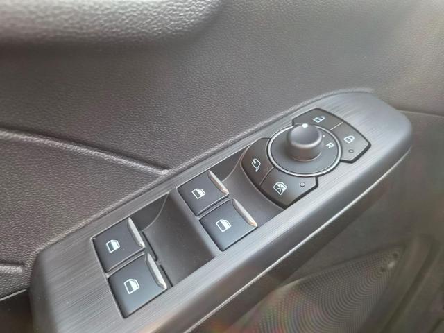 Ford Kuga Titanium 243PS PHEV Automatik Sitzheizung v+h Lenkradheizung Frontscheibe beheizb. Klimaautomatik Navi SYNC4 Apple CarPlay Android Auto Touchscreen PDC 4xKamera 2xKeyless 17"LM vollelektr. Reichweite 66KM 