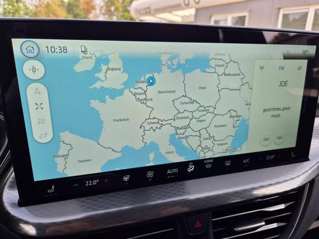 Ford Kuga Titanium 243PS PHEV Automatik Sitzheizung v+h Lenkradheizung Frontscheibe beheizb. Klimaautomatik Navi SYNC4 Apple CarPlay Android Auto Touchscreen PDC 4xKamera 2xKeyless 17"LM vollelektr. Reichweite 66KM 