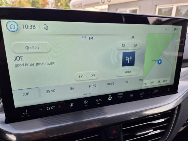 Ford Kuga Titanium 243PS PHEV Automatik Sitzheizung v+h Lenkradheizung Frontscheibe beheizb. Klimaautomatik Navi SYNC4 Apple CarPlay Android Auto Touchscreen PDC 4xKamera 2xKeyless 17"LM vollelektr. Reichweite 66KM 