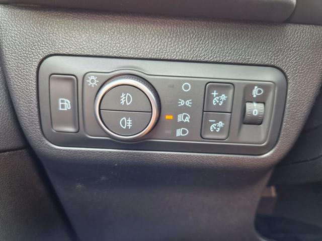 Ford Kuga Titanium 243PS PHEV Automatik schwenkb. AHK elektr. PanoDach Sitzheizung v+h Lenkradheizung Frontscheibe beheizb. Klimaautomatik Navi SYNC4 Apple CarPlay Android Auto Touchscreen PDC 4xKamera 2xKeyless 17"LM vollelektr. Reichweite 66KM 