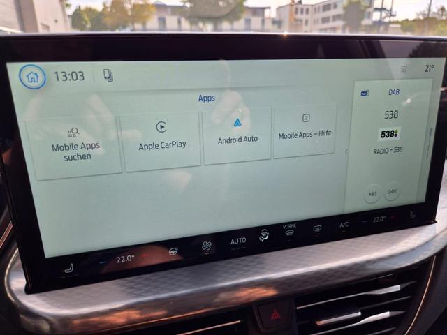 Ford Kuga Titanium 243PS PHEV Automatik schwenkb. AHK elektr. PanoDach Sitzheizung v+h Lenkradheizung Frontscheibe beheizb. Klimaautomatik Navi SYNC4 Apple CarPlay Android Auto Touchscreen PDC 4xKamera 2xKeyless 17"LM vollelektr. Reichweite 66KM 