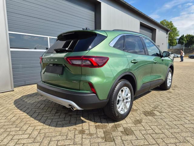 Ford Kuga Titanium 243PS PHEV Automatik Sitzheizung v+h Lenkradheizung Frontscheibe beheizb. Klimaautomatik Navi SYNC4 Apple CarPlay Android Auto Touchscreen PDC 4xKamera 2xKeyless 17"LM vollelektr. Reichweite 66KM 