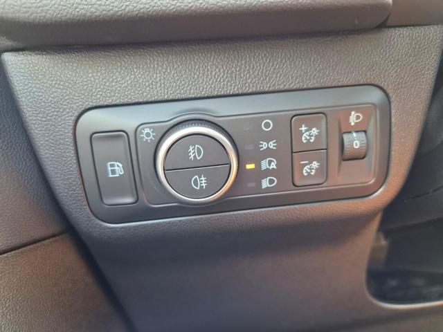 Ford Kuga Titanium 243PS PHEV Automatik Sitzheizung v+h Lenkradheizung Frontscheibe beheizb. Klimaautomatik Navi SYNC4 Apple CarPlay Android Auto Touchscreen PDC 4xKamera 2xKeyless 17"LM vollelektr. Reichweite 66KM 