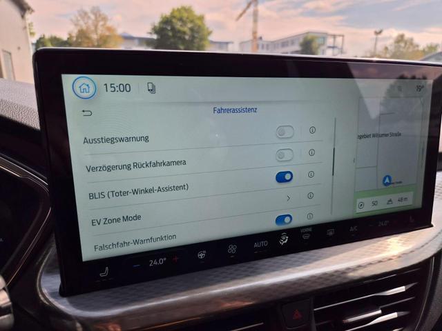 Ford Kuga Titanium 243PS PHEV Automatik Sitzheizung v+h Lenkradheizung Frontscheibe beheizb. Klimaautomatik Navi SYNC4 Apple CarPlay Android Auto Touchscreen PDC 4xKamera 2xKeyless 17"LM vollelektr. Reichweite 66KM 