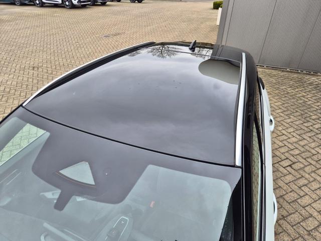 Nissan Qashqai 1.3 DIG-T MHEV 158 PS X-Tronic Tekna 20"LM Teil-Leder PanoGlasdach Klimaautomatik Sitzheizung Lenkradheizung Navi Head-Up Display elektr. Heckklappe ACC PDC v+h 360&deg;Kamera DAB Bluetooth Touchscreen Apple CarPlay Android Auto 