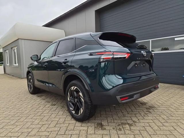 Nissan Qashqai 1.3 DIG-T MHEV 158 PS X-Tronic N-Connecta Teil-Leder PanoGlasdach Klimaautomatik Sitzheizung Lenkradheizung Navi ACC PDC v+h 360&deg;Kamera DAB Bluetooth Touchscreen Apple CarPlay Android Auto 18"LM 